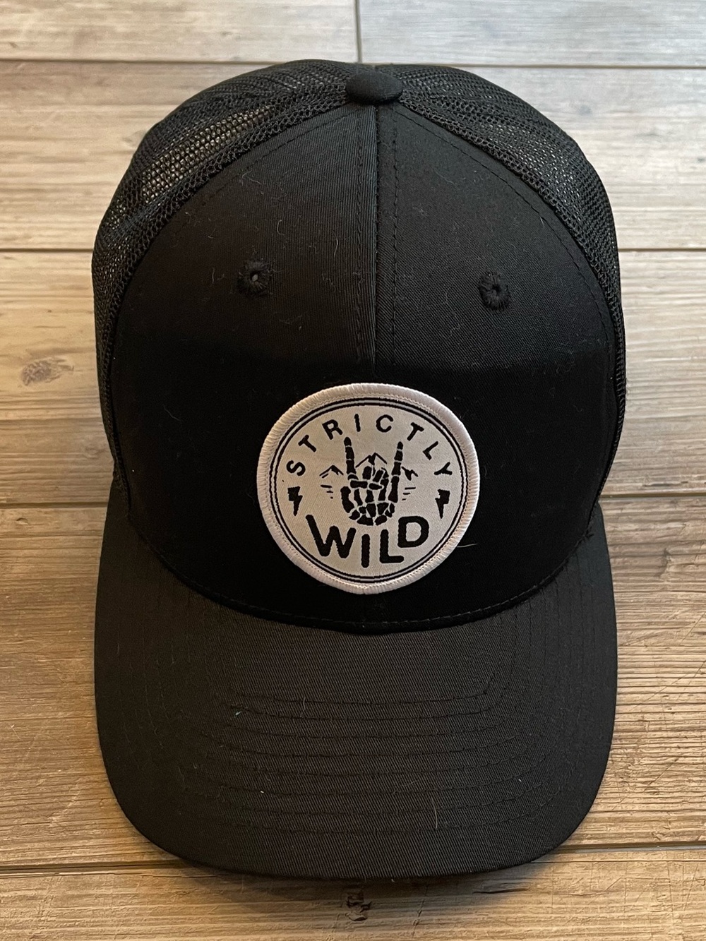 Strictly Wild | Snapback | Size: Youth/Adult